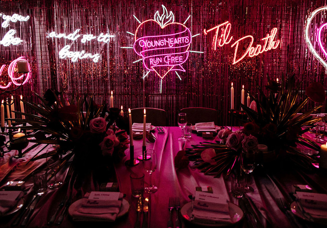All you should know about wedding neon sign post thumbnail image