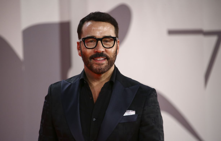 Jeremy piven’s Net Worth Unveiled post thumbnail image