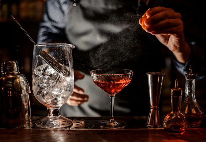 Raise the Bar at Your Event: Reasons to Hire a Bartender post thumbnail image